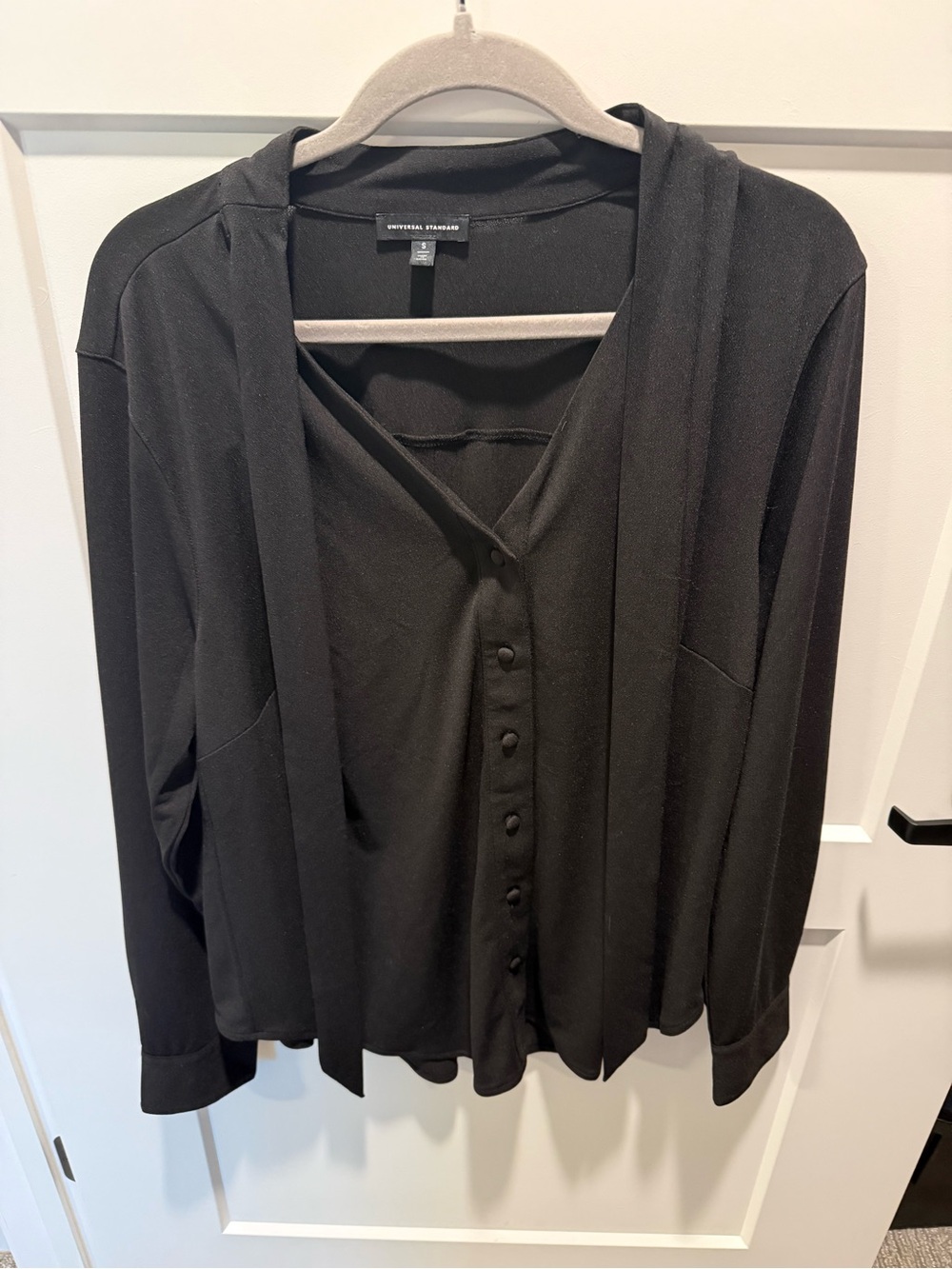 Universal Standard Black Draped Button Front Blouse Women’s Size S Long Sleeve